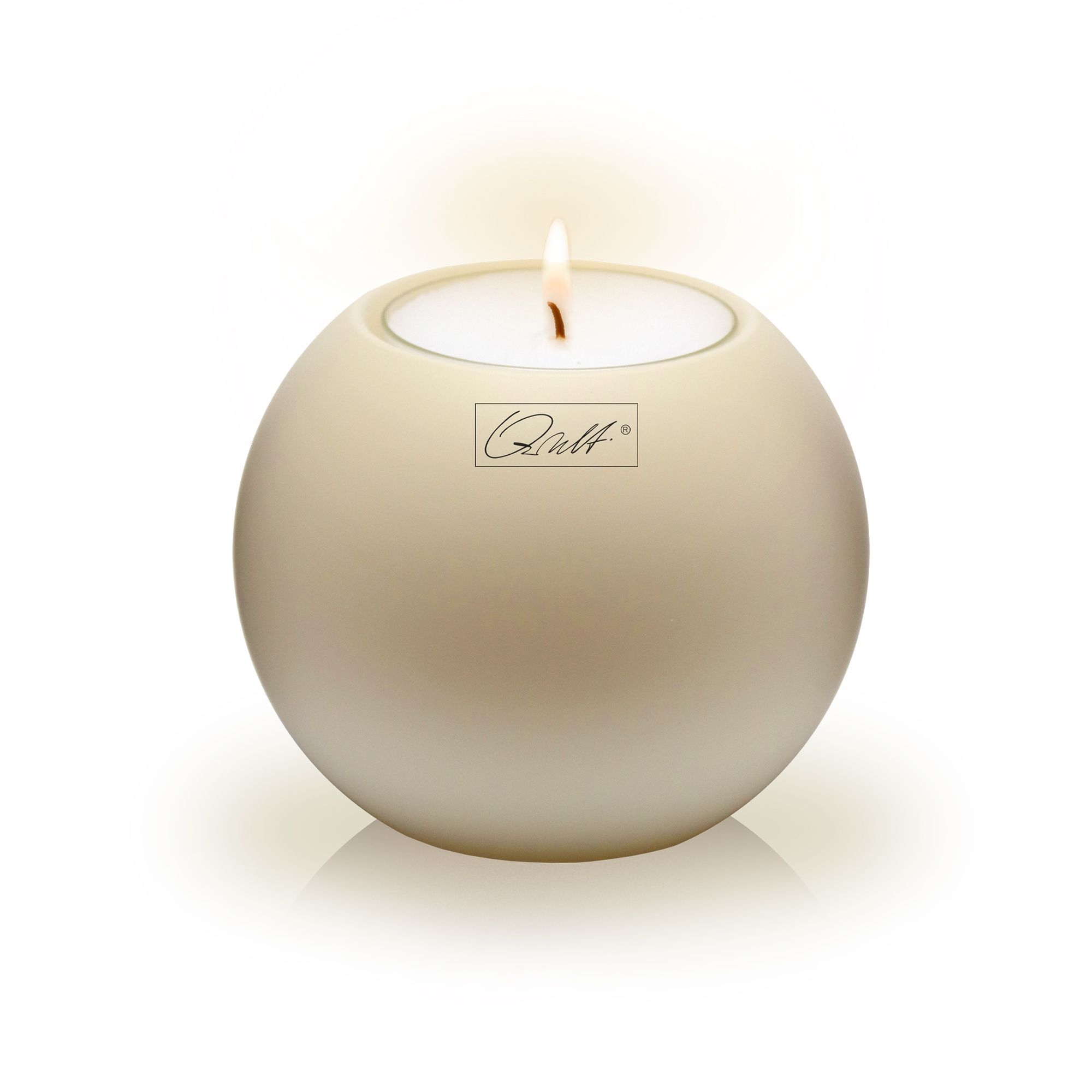 Qult Farluce Moon Matt - Teelichthalter in Kerzenform Ø 8 cm - Brazilian Sand Qult Farluce Moon Matt - Teelichthalter in Kerzenform Ø 8 cm - Brazilian Sand