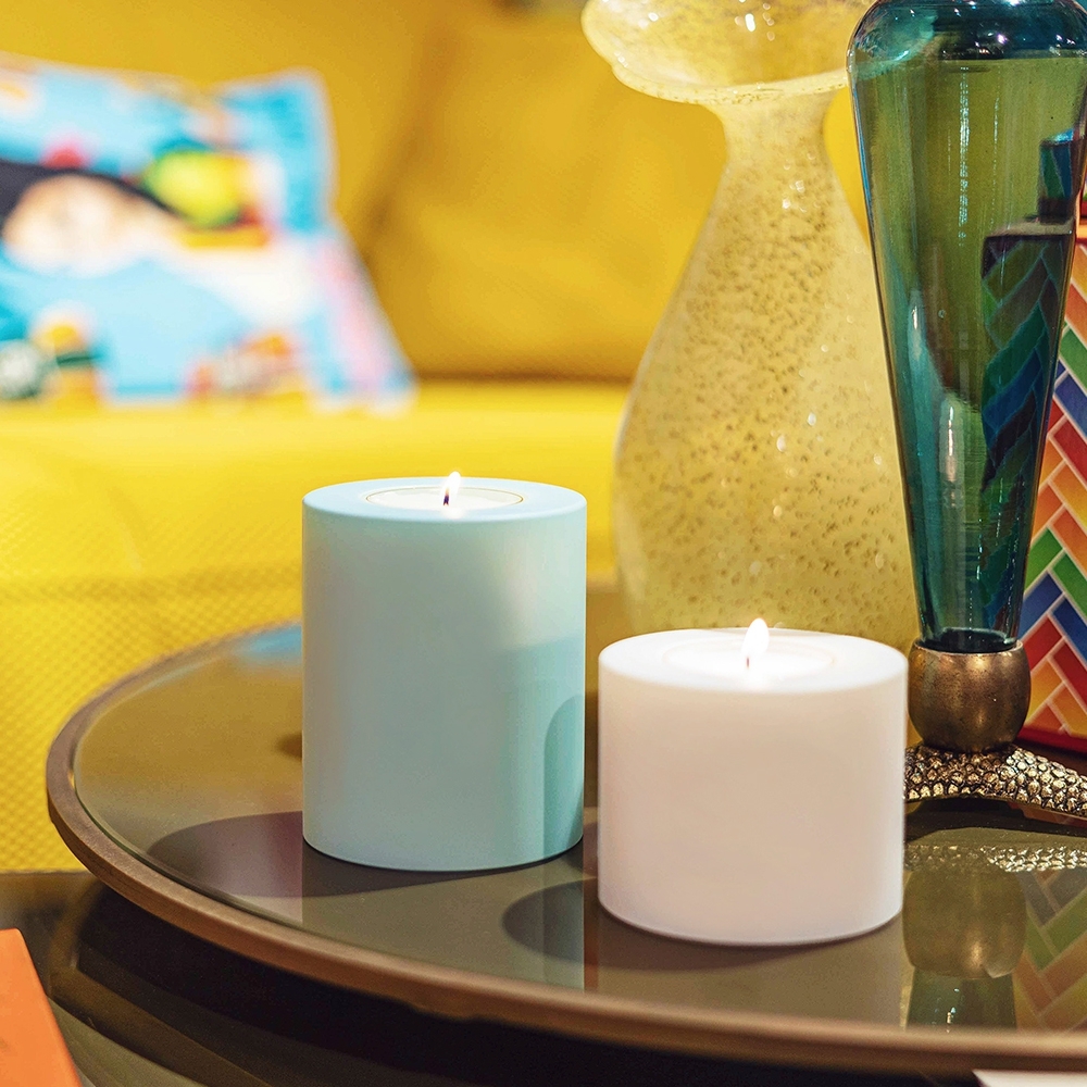 Qult Farluce Trend - Teelichthalter in Kerzenform - Clearwater - Ø 8 cm H 18 cm - 4er Set Qult Farluce Trend - Teelichthalter in Kerzenform - Clearwater - Ø 8 cm H 18 cm - 4er Set