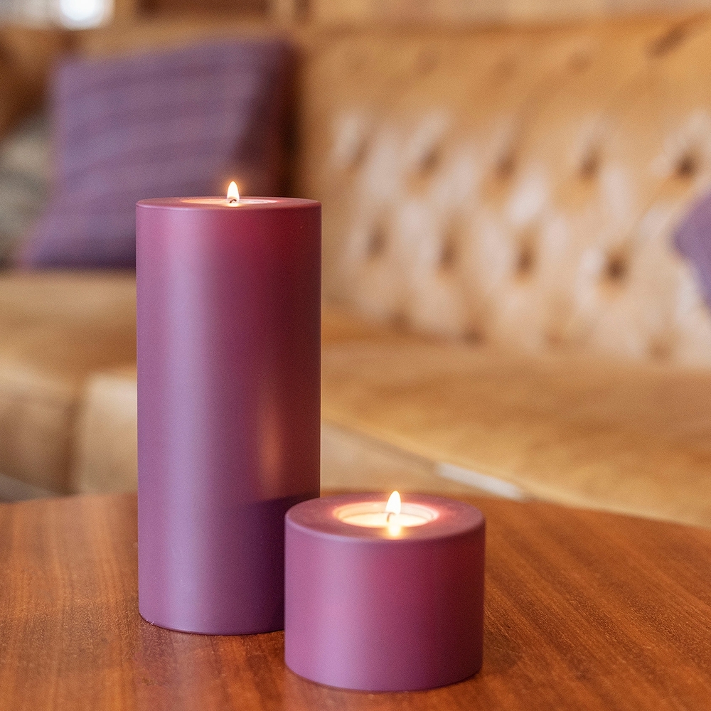 Qult Farluce Trend - Teelichthalter in Kerzenform - Black Berry
